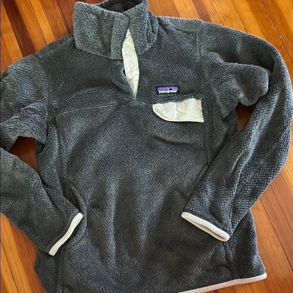 Patagonia Charcoal Fleece Quarter-Zip